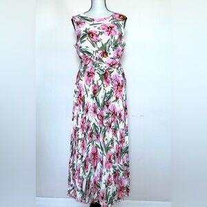 Gorgeous T Tahari pink floral pleated maxi dress. New